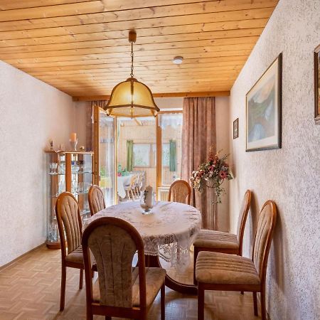 Quaint Holiday Home In Bad K Tzting With Garden Terrace باد كوتستينغ المظهر الخارجي الصورة