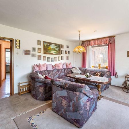 Quaint Holiday Home In Bad K Tzting With Garden Terrace باد كوتستينغ المظهر الخارجي الصورة