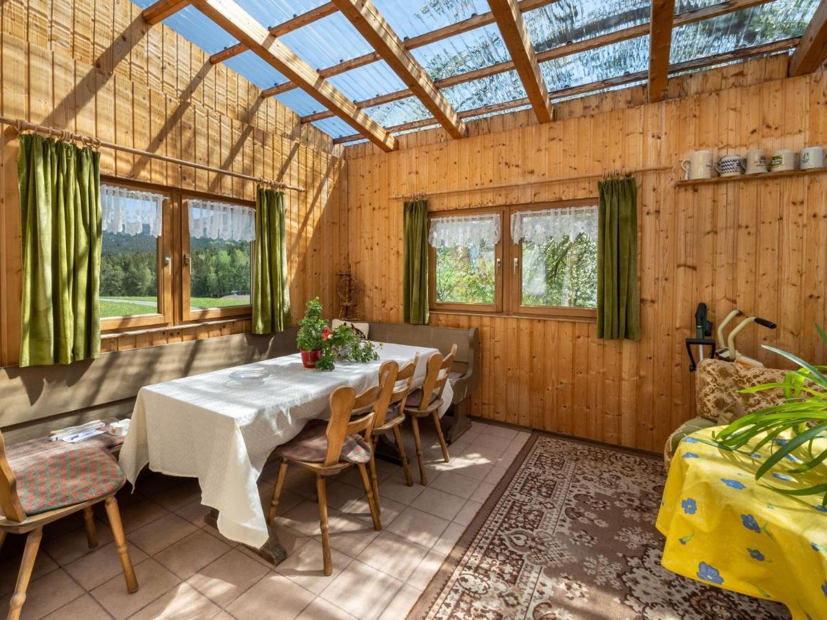 Quaint Holiday Home In Bad K Tzting With Garden Terrace باد كوتستينغ المظهر الخارجي الصورة