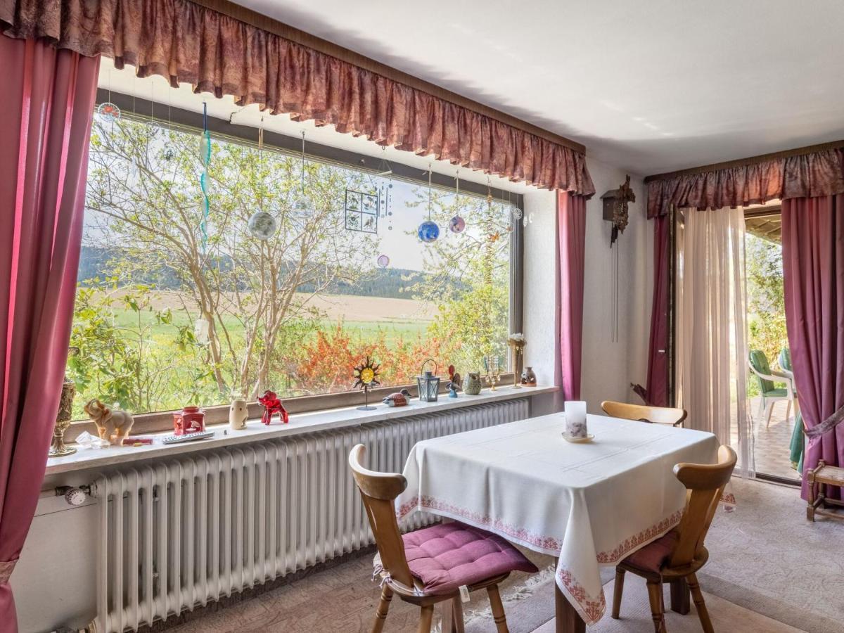 Quaint Holiday Home In Bad K Tzting With Garden Terrace باد كوتستينغ المظهر الخارجي الصورة